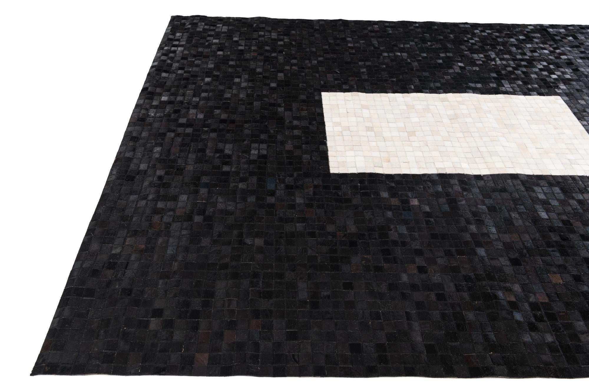 8' 1 x 10' Cowhide Stocks Rug