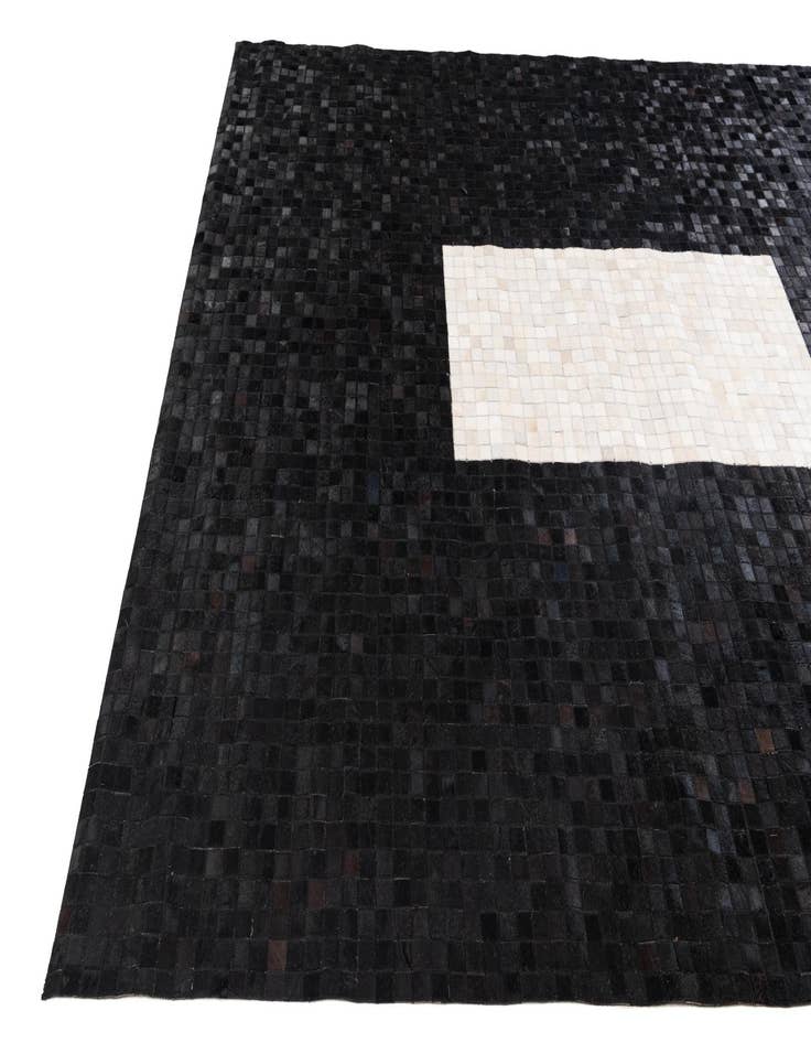 Detail image of 8' 1 x 10' Cowhide Stocks Rug