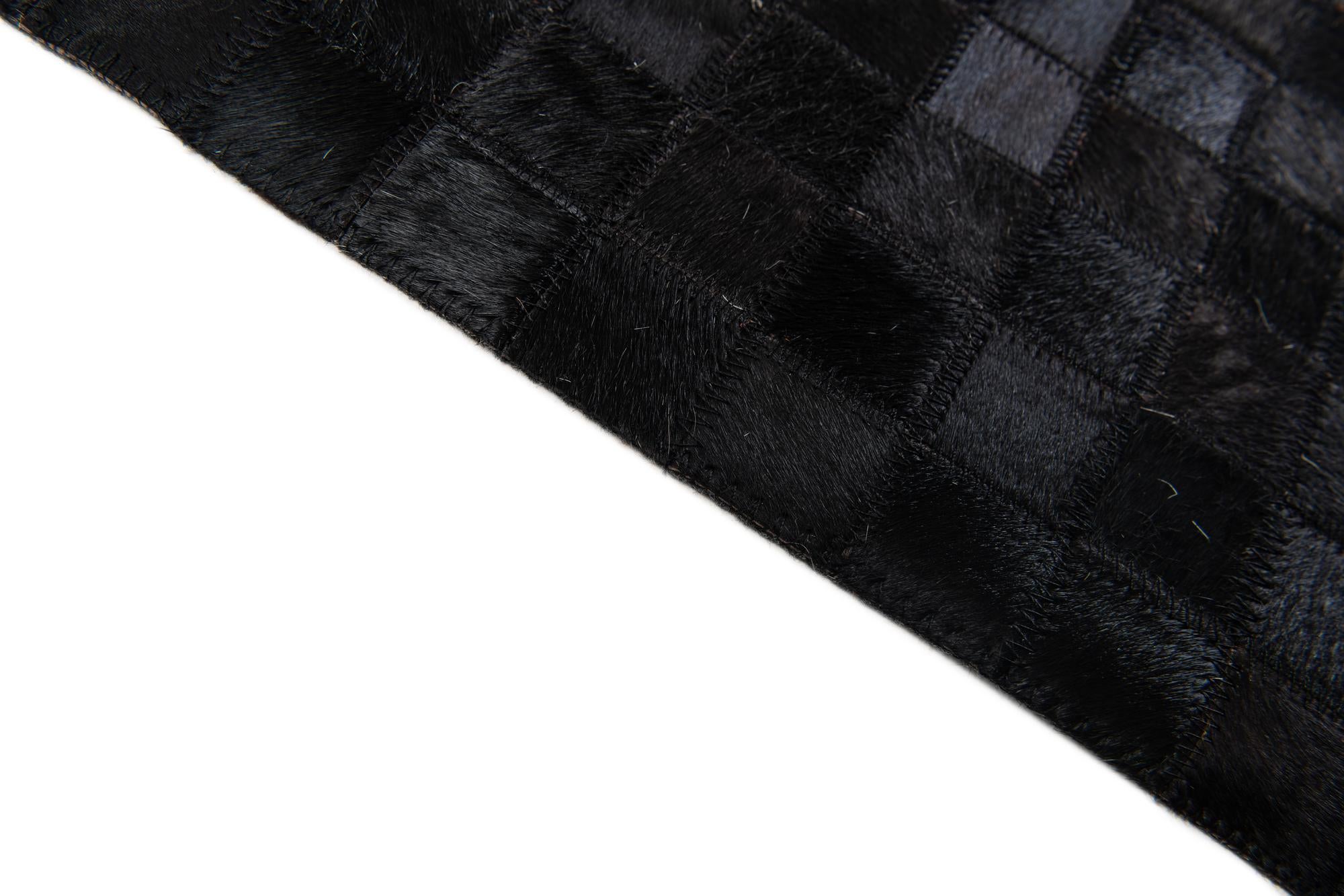 8' 1 x 10' Cowhide Stocks Rug