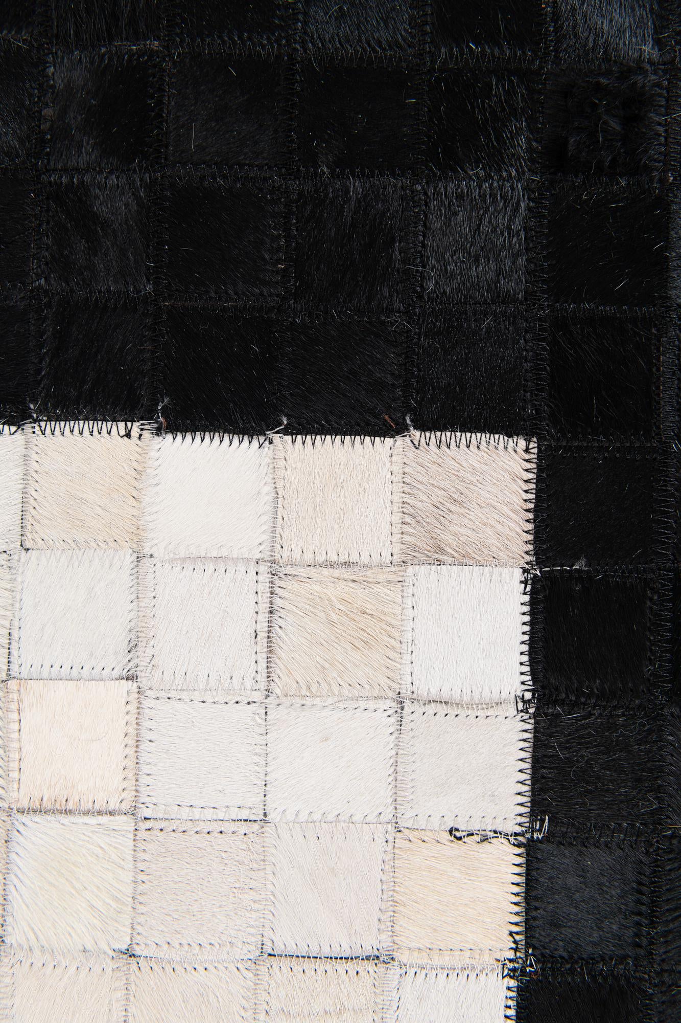 8' 1 x 10' Cowhide Stocks Rug