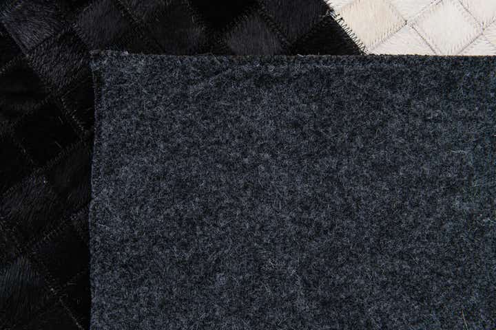 8' 1 x 10' Cowhide Stocks Rug
