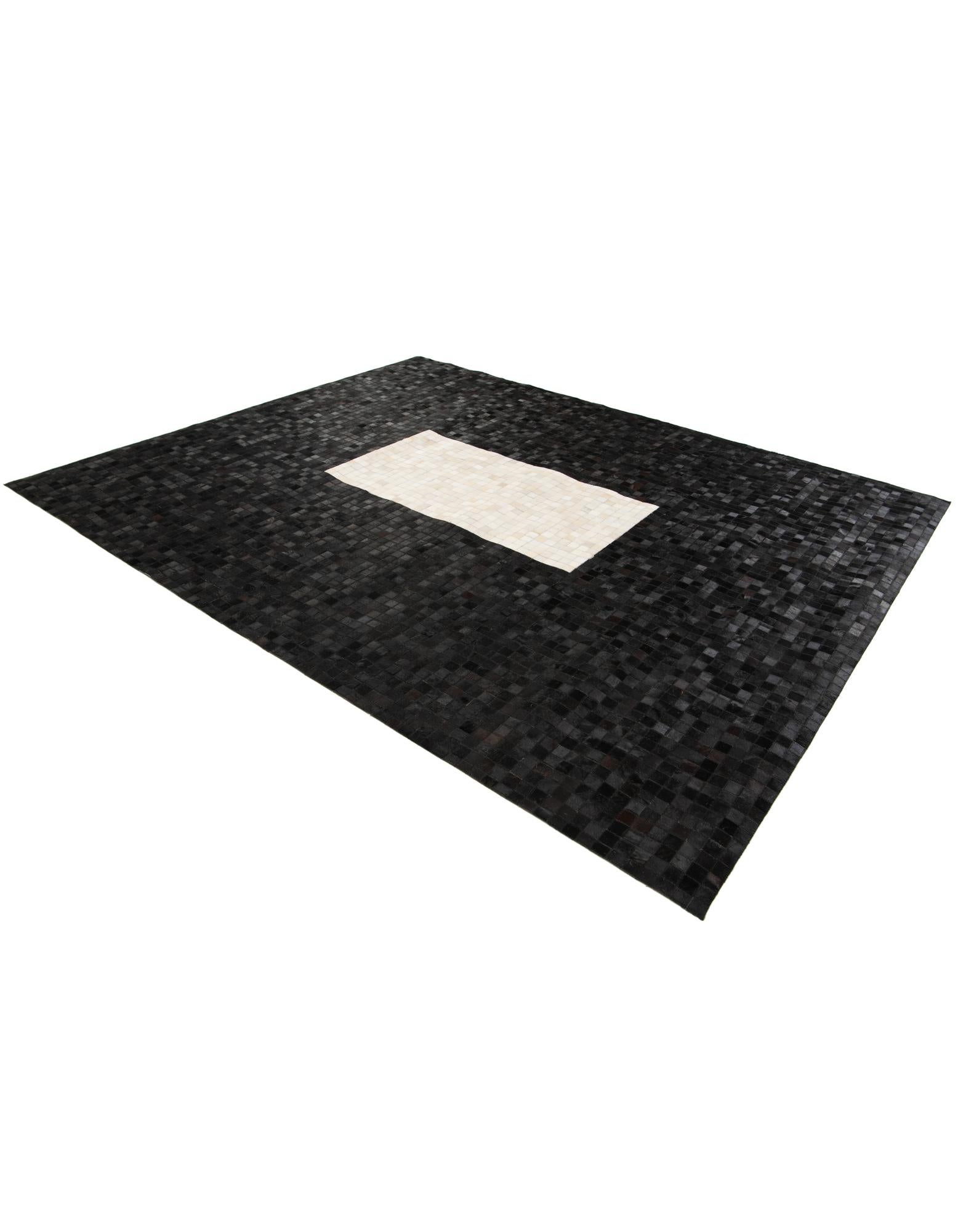 8' 2 x 10' Cowhide Stocks Rug