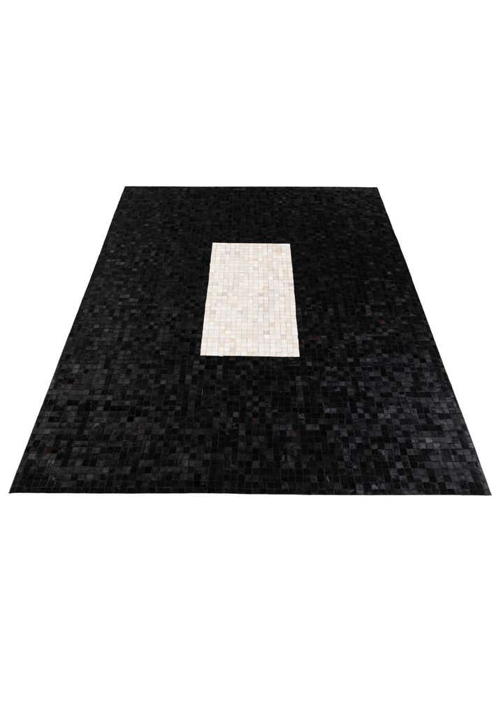 8' 2 x 10' Cowhide Stocks Rug