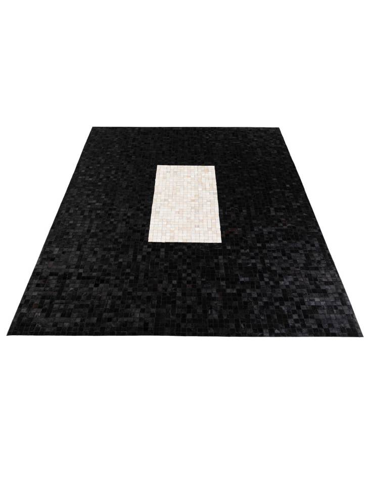 Detail image of 8' 2 x 10' Cowhide Stocks Rug