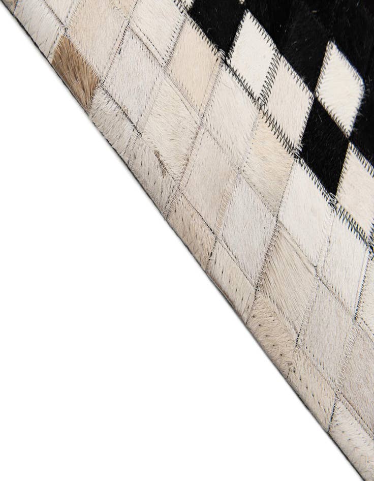 Detail image of 8' 2 x 9' 11 Cowhide Stocks Rug