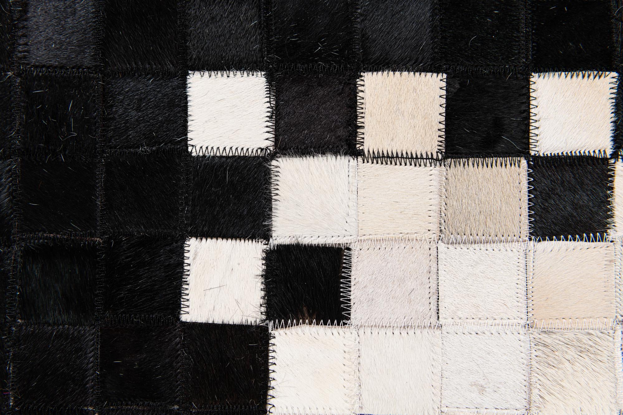 8' 1 x 10' Cowhide Stocks Rug