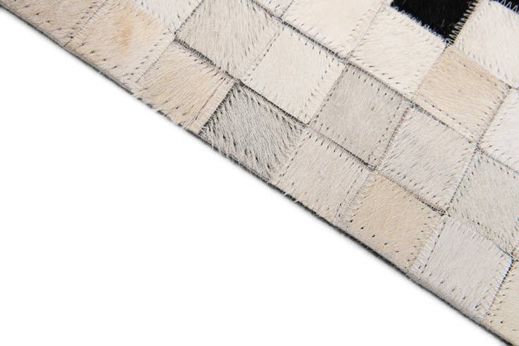 Detail image of 8' x 9' 9 Cowhide Stocks Rug