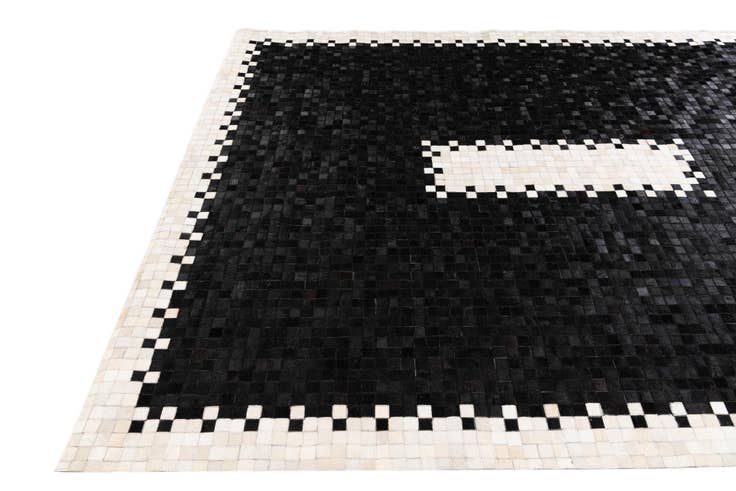 Detail image of 8' 2 x 9' 11 Cowhide Stocks Rug
