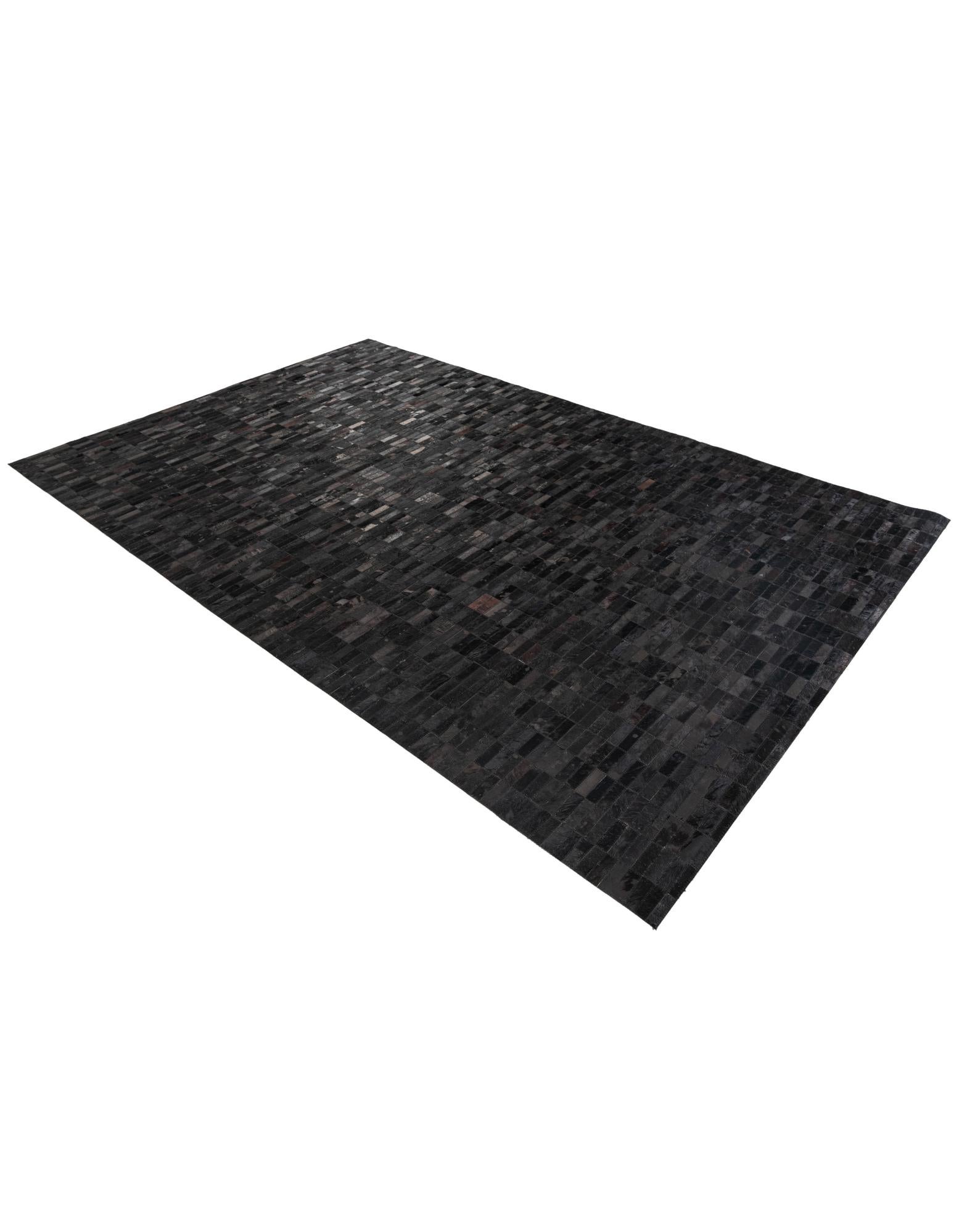 5' 11 x 9' Cowhide Stocks Rug