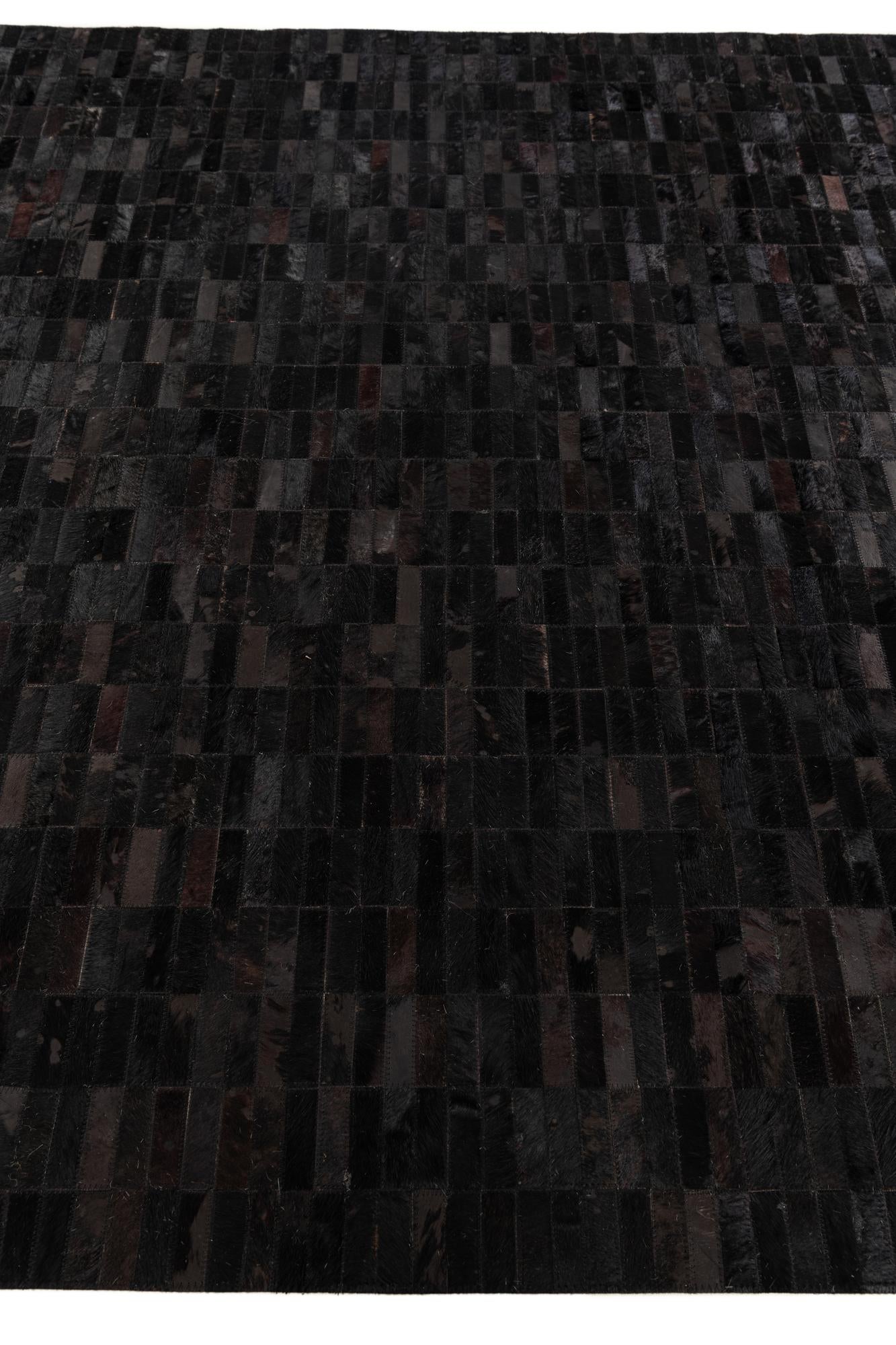 5' 11 x 9' Cowhide Stocks Rug