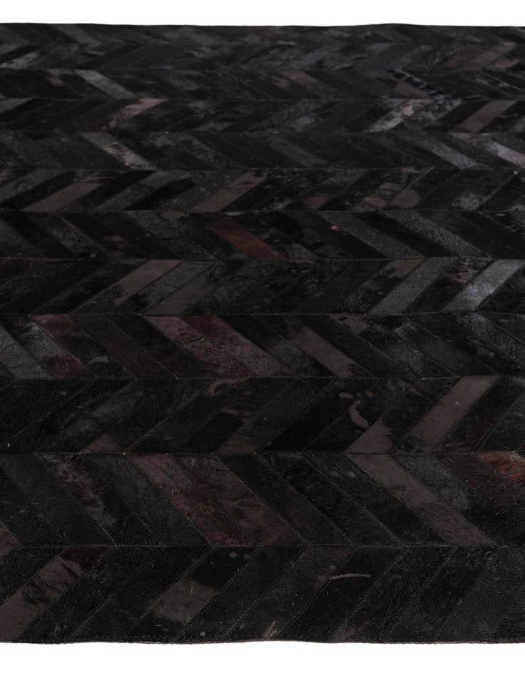 Detail image of 6' x 9' Cowhide Stocks Rug