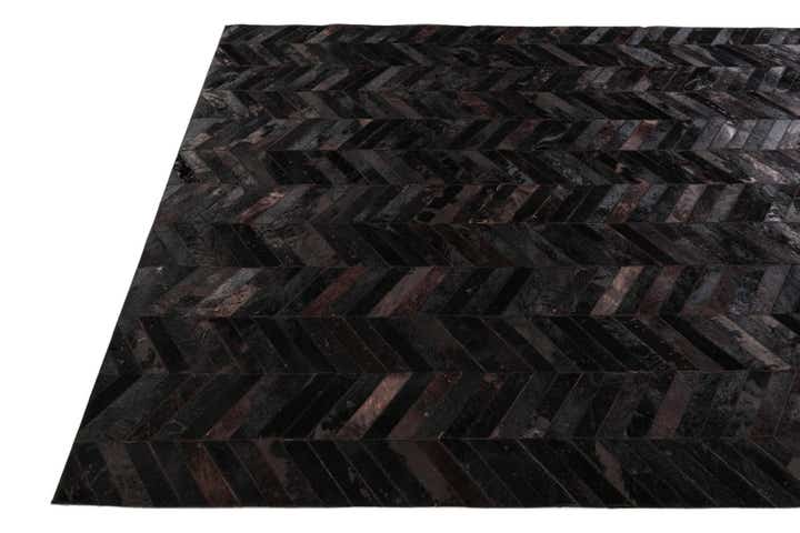 6' x 9' Cowhide Stocks Rug