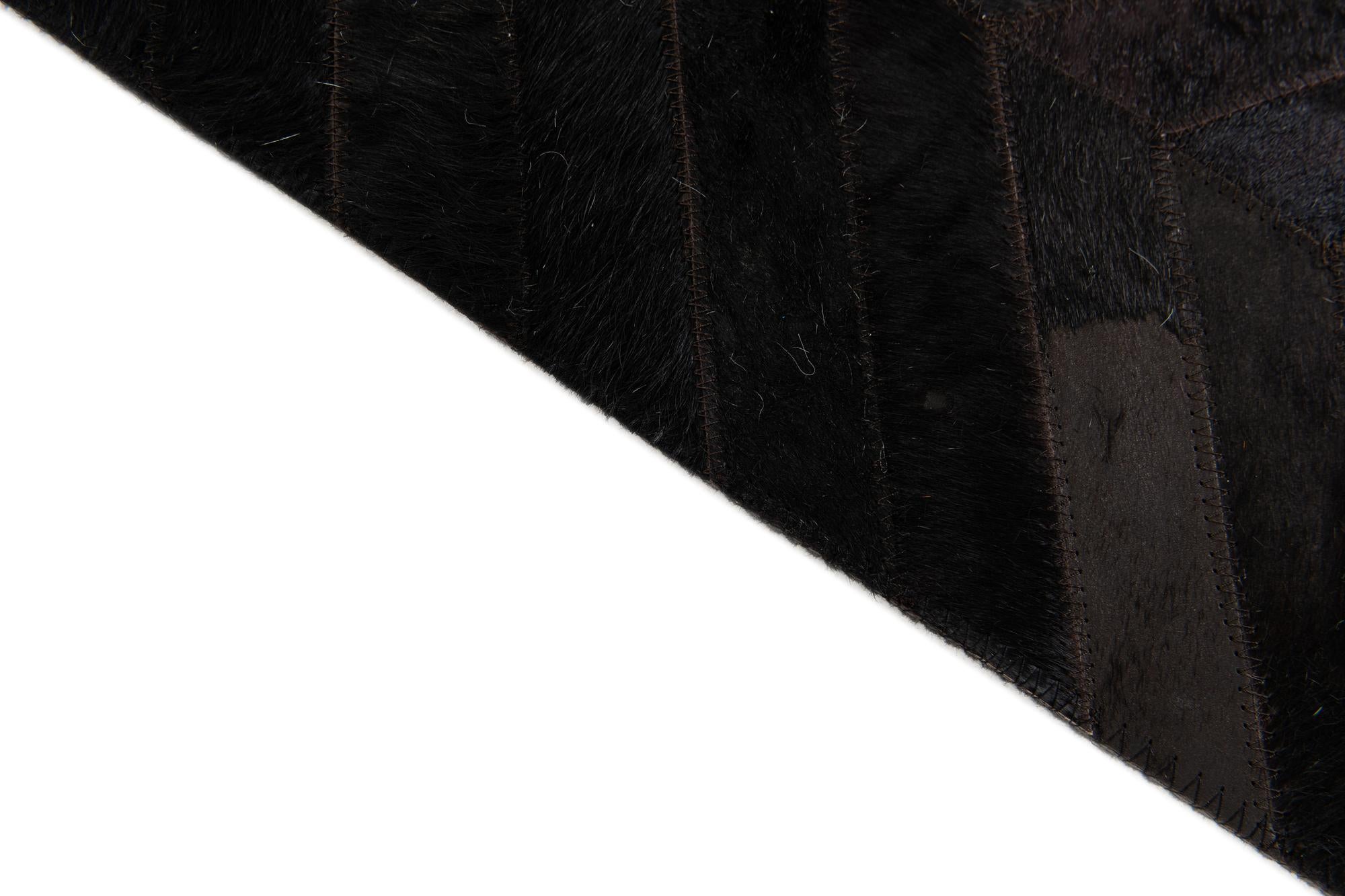6' x 9' Cowhide Stocks Rug