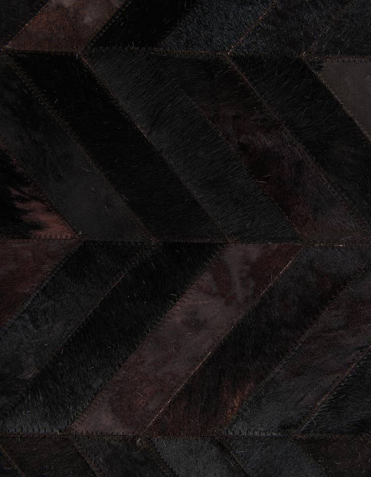 Detail image of 6' x 9' Cowhide Stocks Rug