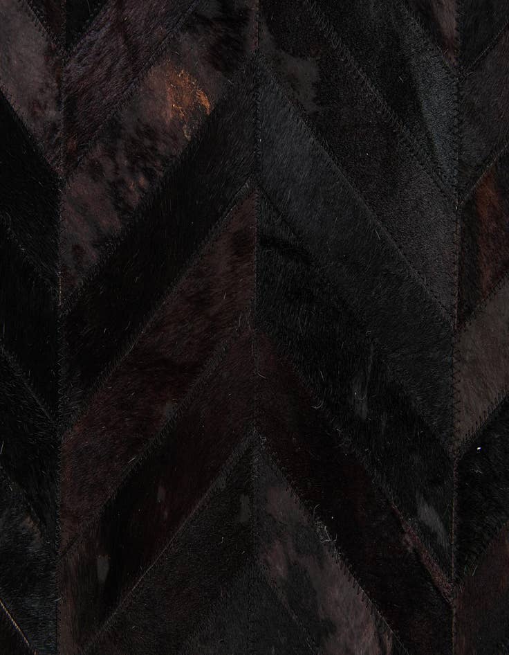 Detail image of 6' x 8' 11 Cowhide Stocks Rug