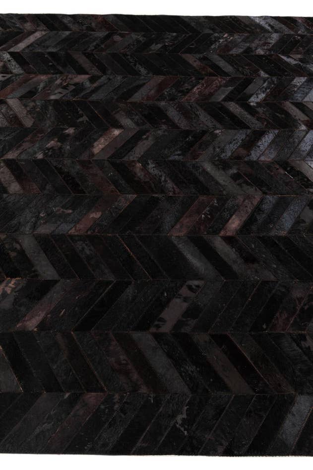 Detail image of 6' x 8' 11 Cowhide Stocks Rug