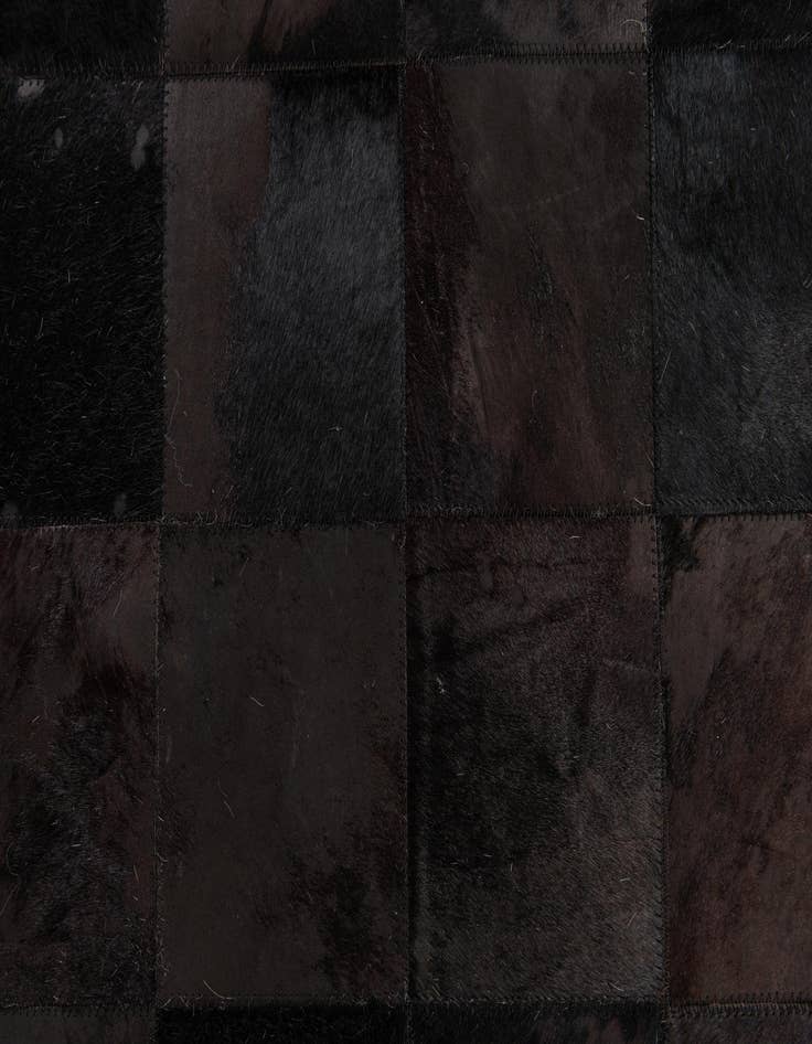 Detail image of 6' x 8' 11 Cowhide Stocks Rug