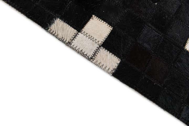 5' 2 x 7' 11 Cowhide Stocks Rug
