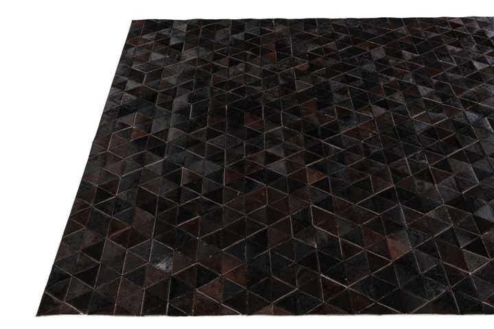 5' 1 x 7' 10 Cowhide Stocks Rug