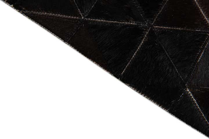 5' 1 x 7' 10 Cowhide Stocks Rug