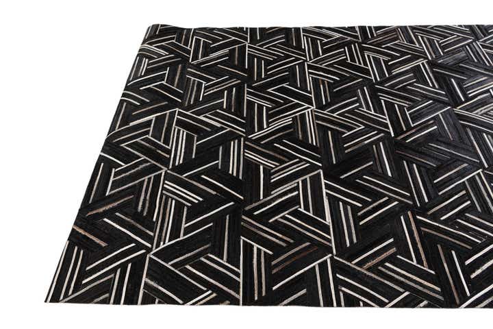 5' 1 x 7' 11 Cowhide Stocks Rug