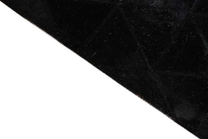 5' x 8' Cowhide Stocks Rug