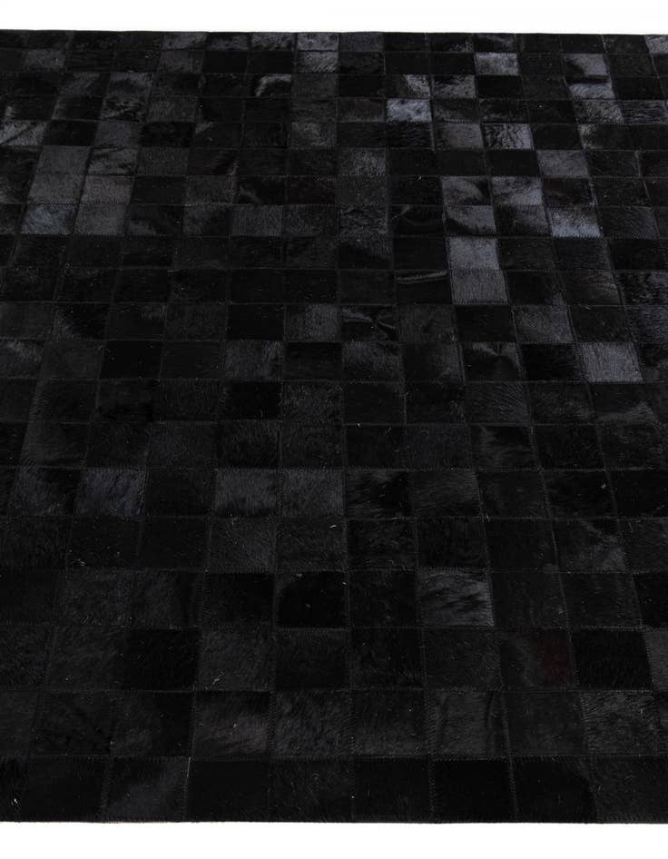 Detail image of 5' x 7' 10 Cowhide Stocks Rug