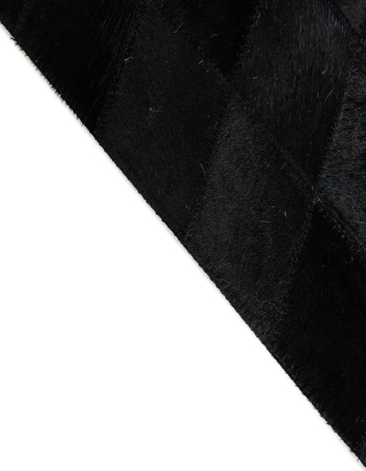 Detail image of 4' 11 x 7' 11 Cowhide Stocks Rug