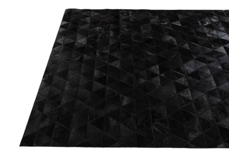 Detail image of 5' x 8' Cowhide Stocks Rug