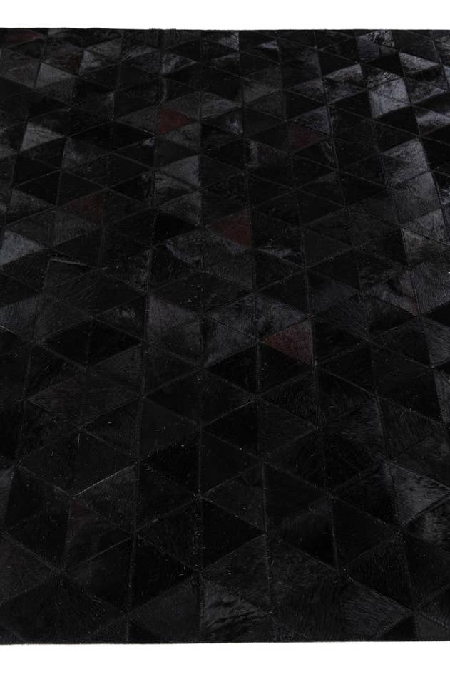 Detail image of 5' x 8' 1 Cowhide Stocks Rug