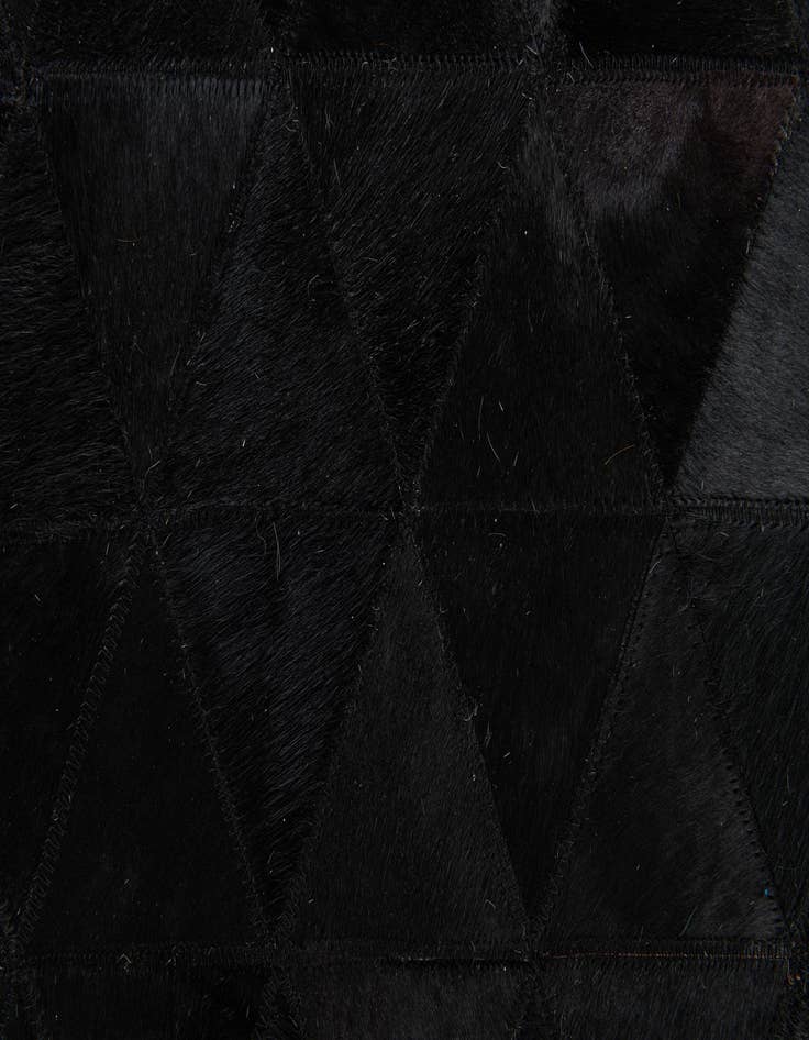 Detail image of 5' x 8' 1 Cowhide Stocks Rug