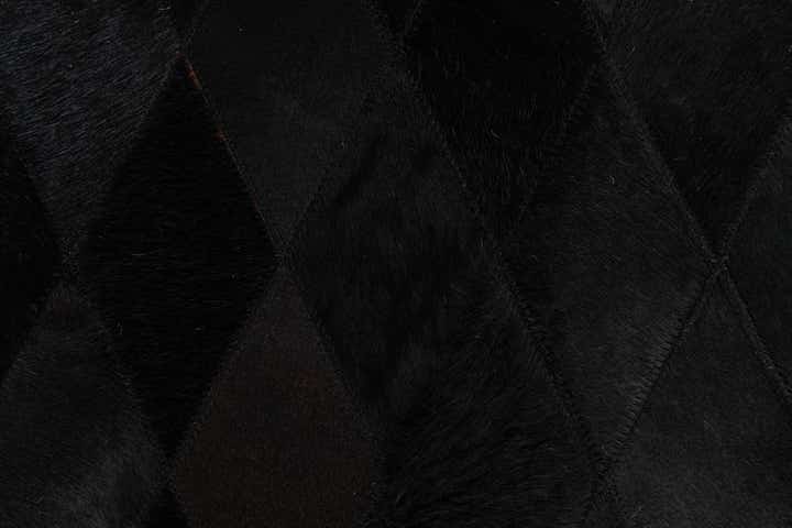 5' 1 x 8' Cowhide Stocks Rug