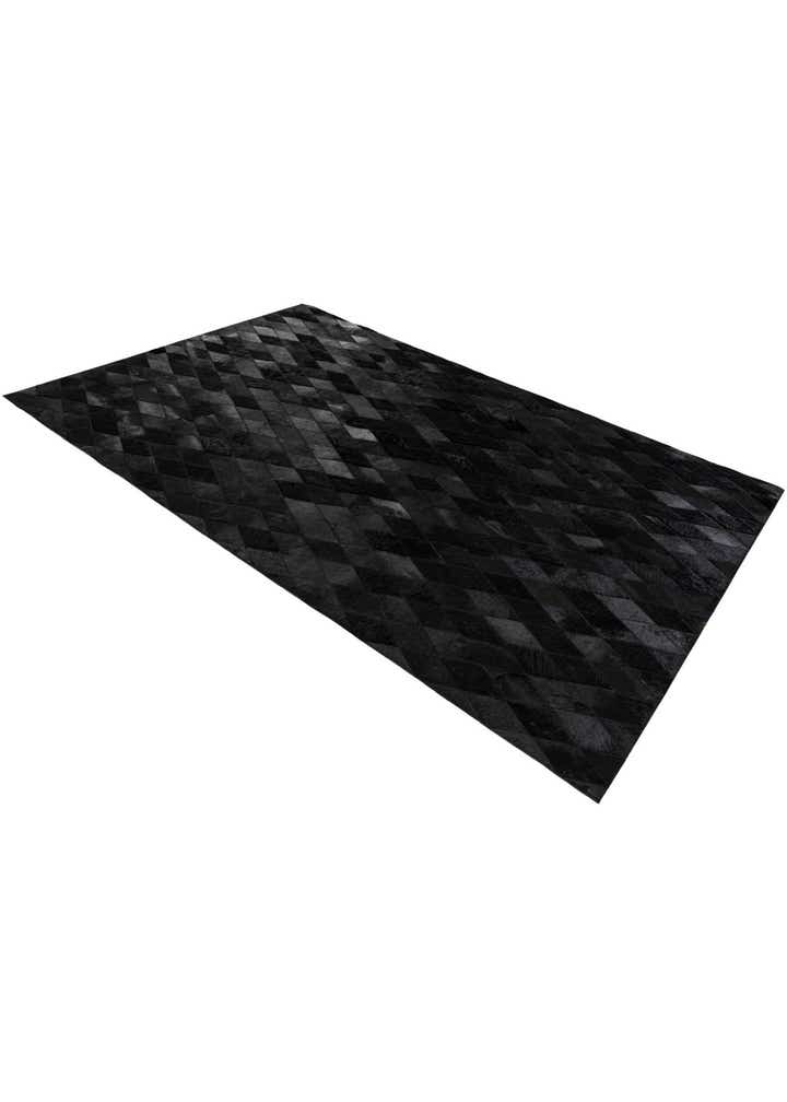 5' 2 x 8' Cowhide Stocks Rug