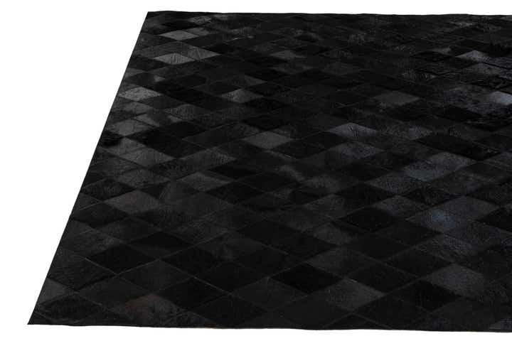 5' 2 x 8' Cowhide Stocks Rug