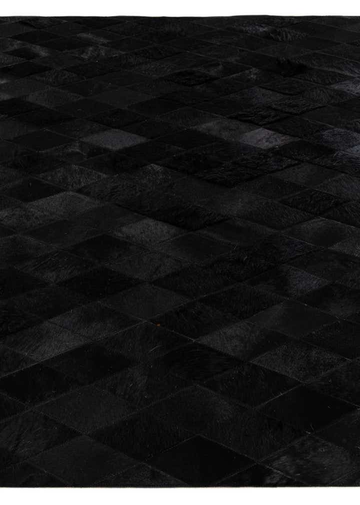 5' 2 x 8' Cowhide Stocks Rug