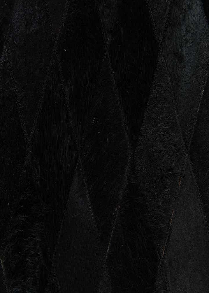 5' 2 x 8' Cowhide Stocks Rug