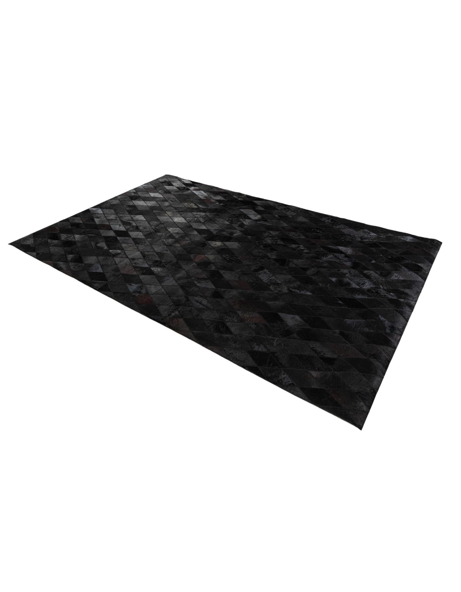5' 2 x 8' Cowhide Stocks Rug
