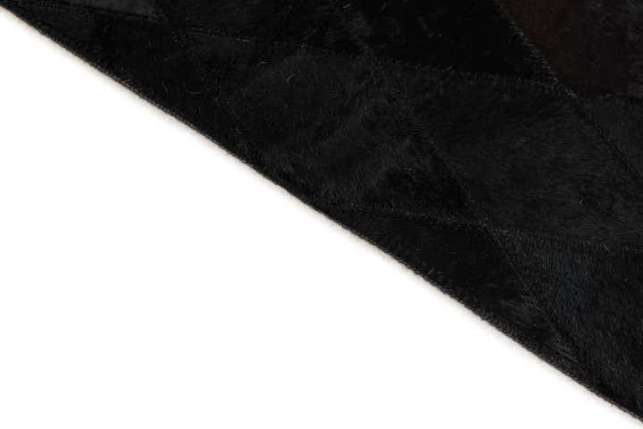 5' 2 x 7' 11 Cowhide Stocks Rug