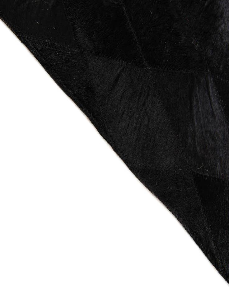 Detail image of 5' 2 x 7' 11 Cowhide Stocks Rug