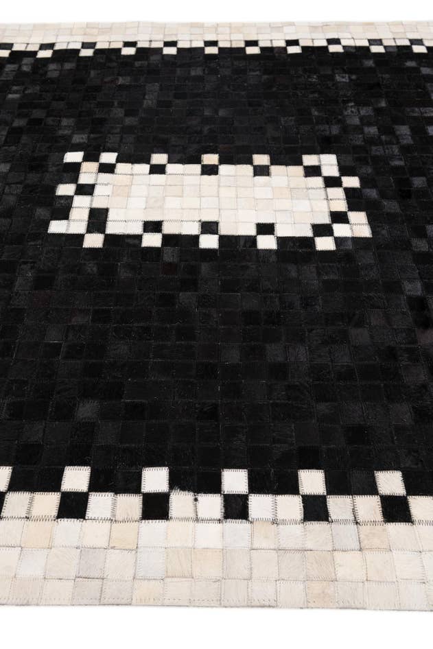 Detail image of 5' 2 x 7' 11 Cowhide Stocks Rug