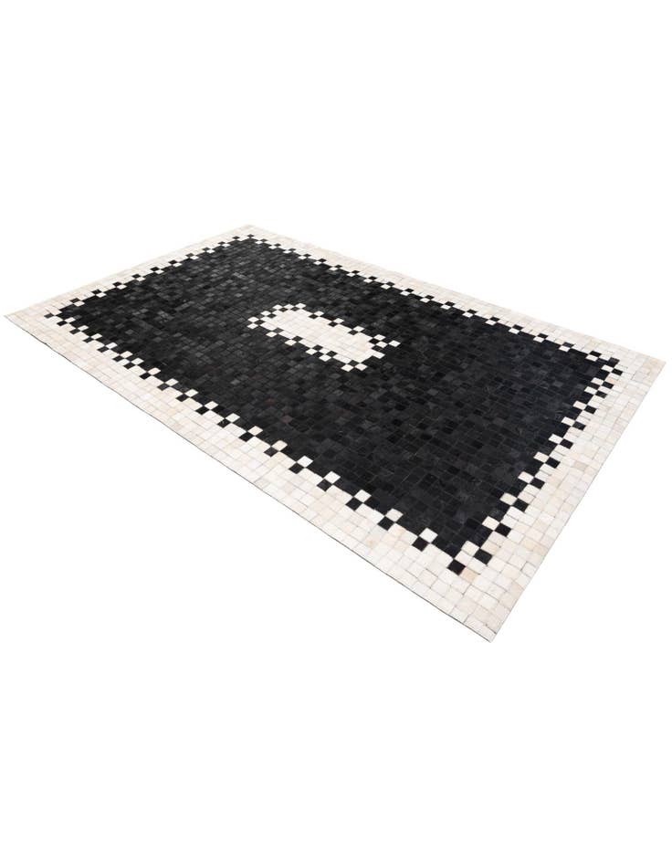 Detail image of 4' 11 x 7' 11 Cowhide Stocks Rug