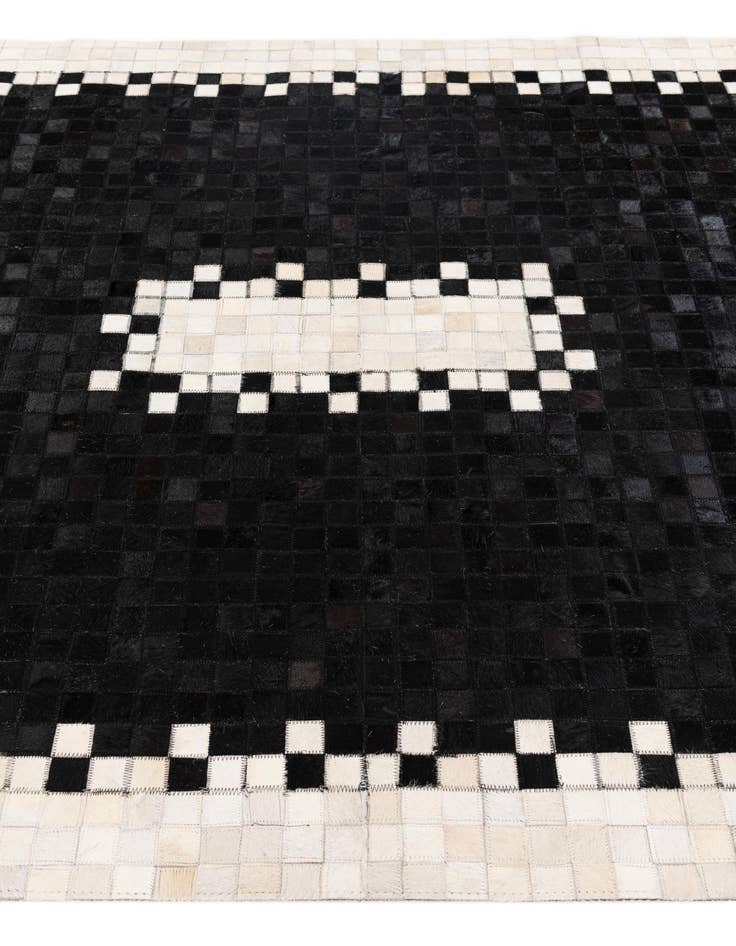 Detail image of 5' 1 x 7' 10 Cowhide Stocks Rug