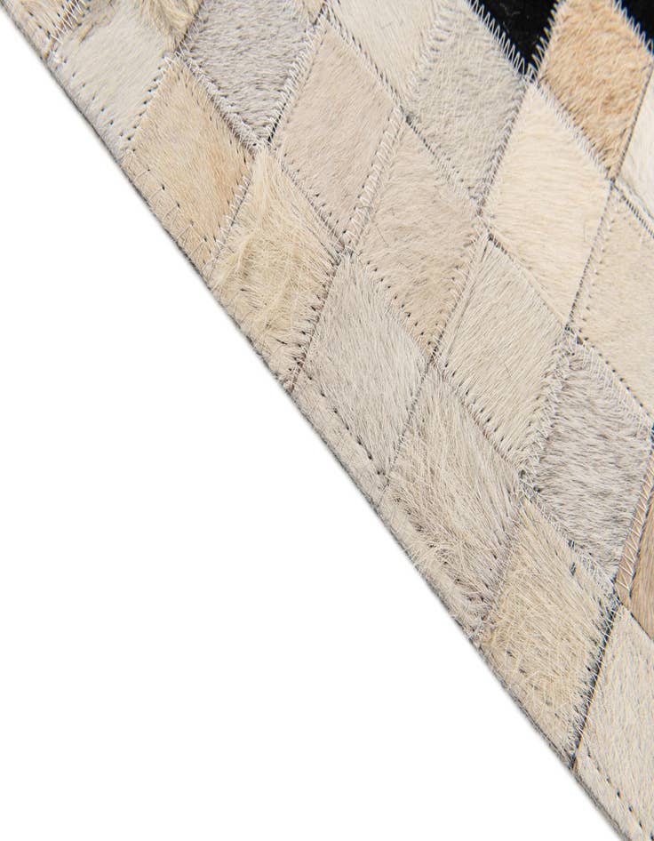 Detail image of 4' 10 x 7' 9 Cowhide Stocks Rug