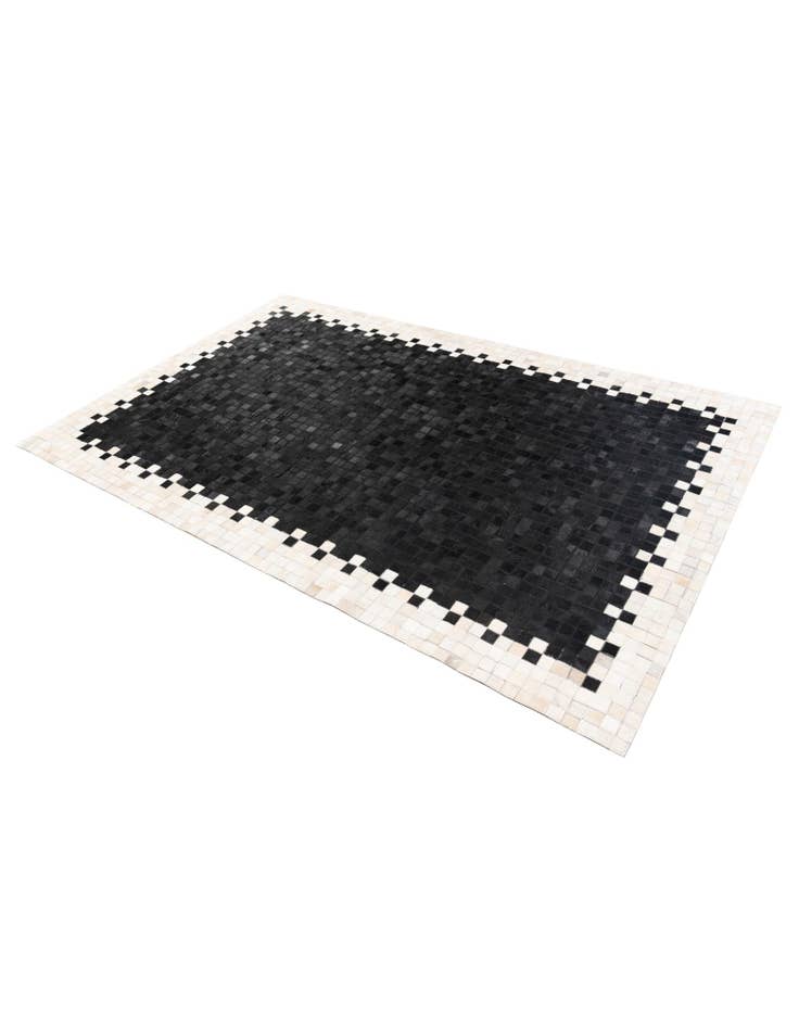 Detail image of 5' x 7' 10 Cowhide Stocks Rug