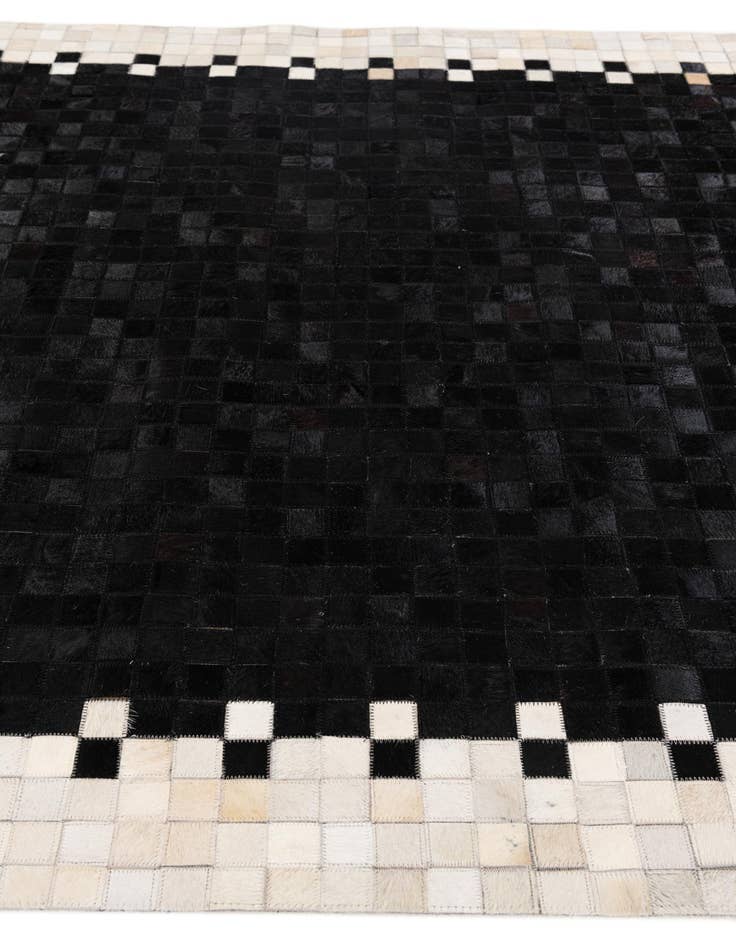 Detail image of 5' 1 x 7' 9 Cowhide Stocks Rug