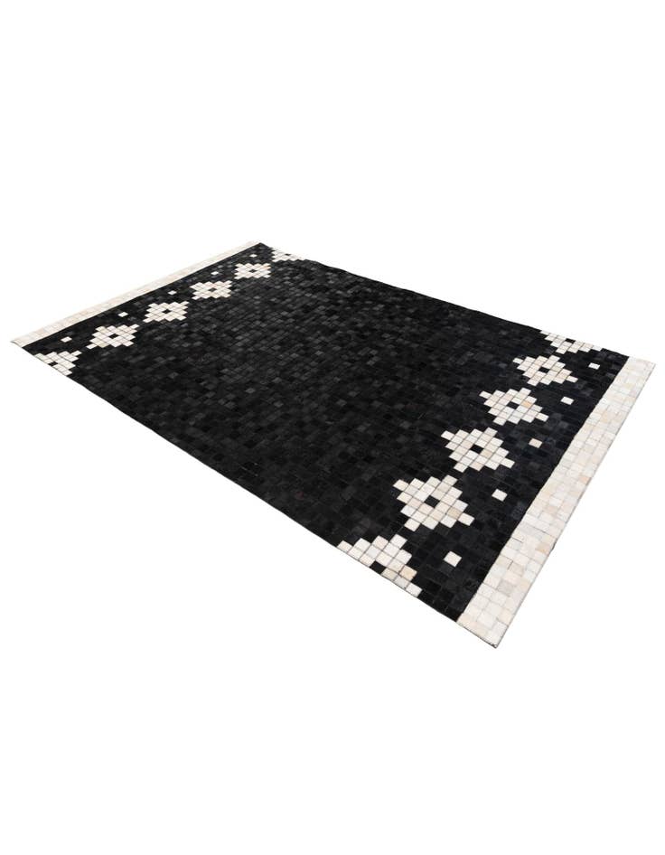 Detail image of 5' 1 x 7' 11 Cowhide Stocks Rug