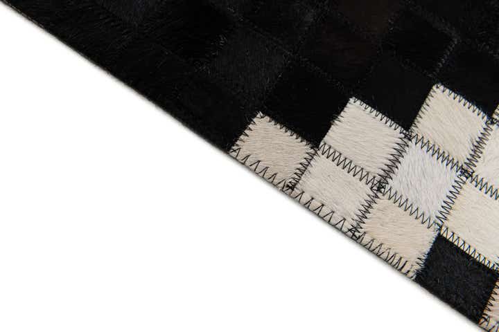 5' 1 x 7' 11 Cowhide Stocks Rug