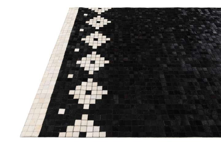 5' 2 x 8' Cowhide Stocks Rug
