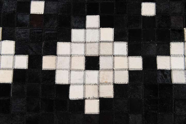 5' 2 x 8' Cowhide Stocks Rug