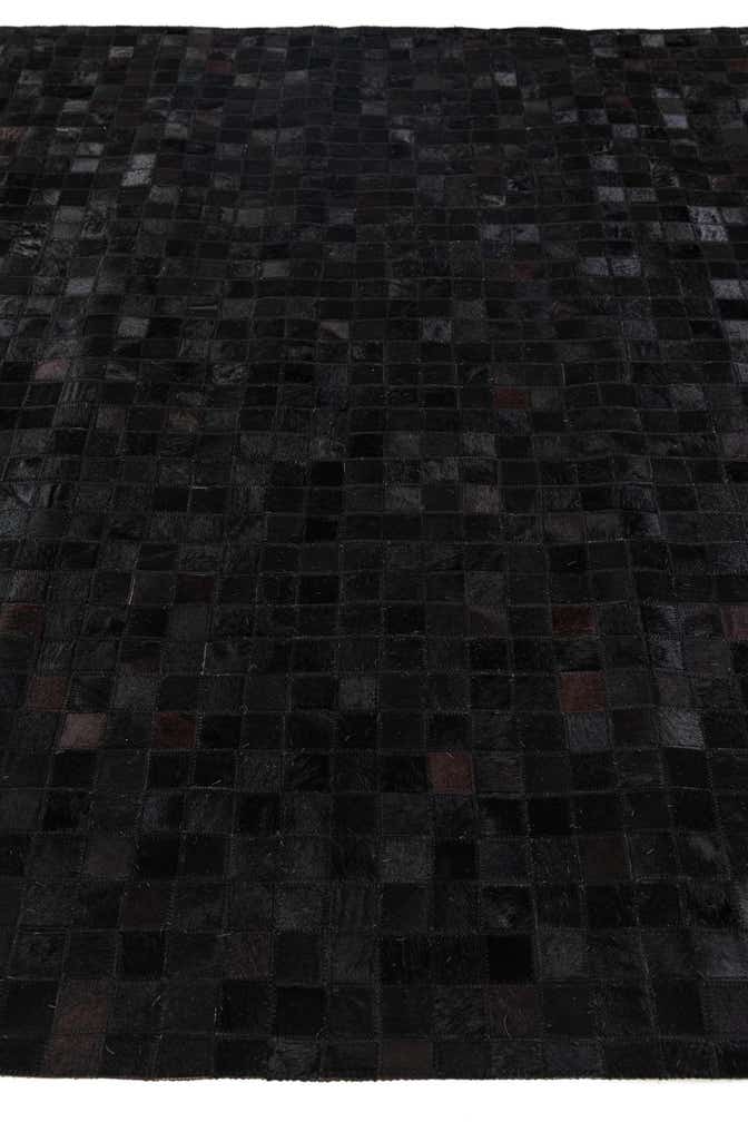 5' 2 x 8' Cowhide Stocks Rug